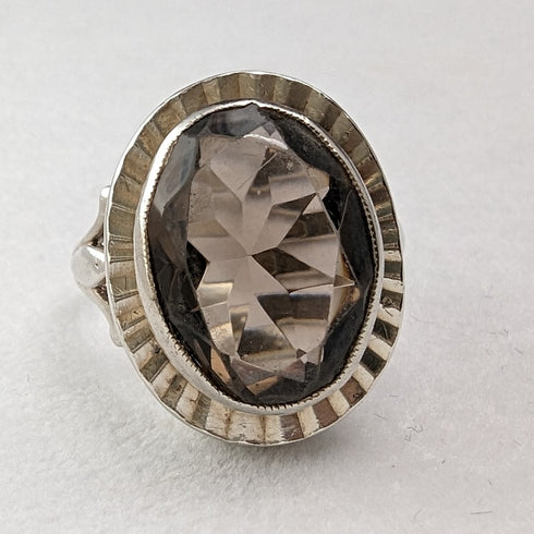 1976 British vintage jewelry, large brown stone, sterling silver ring